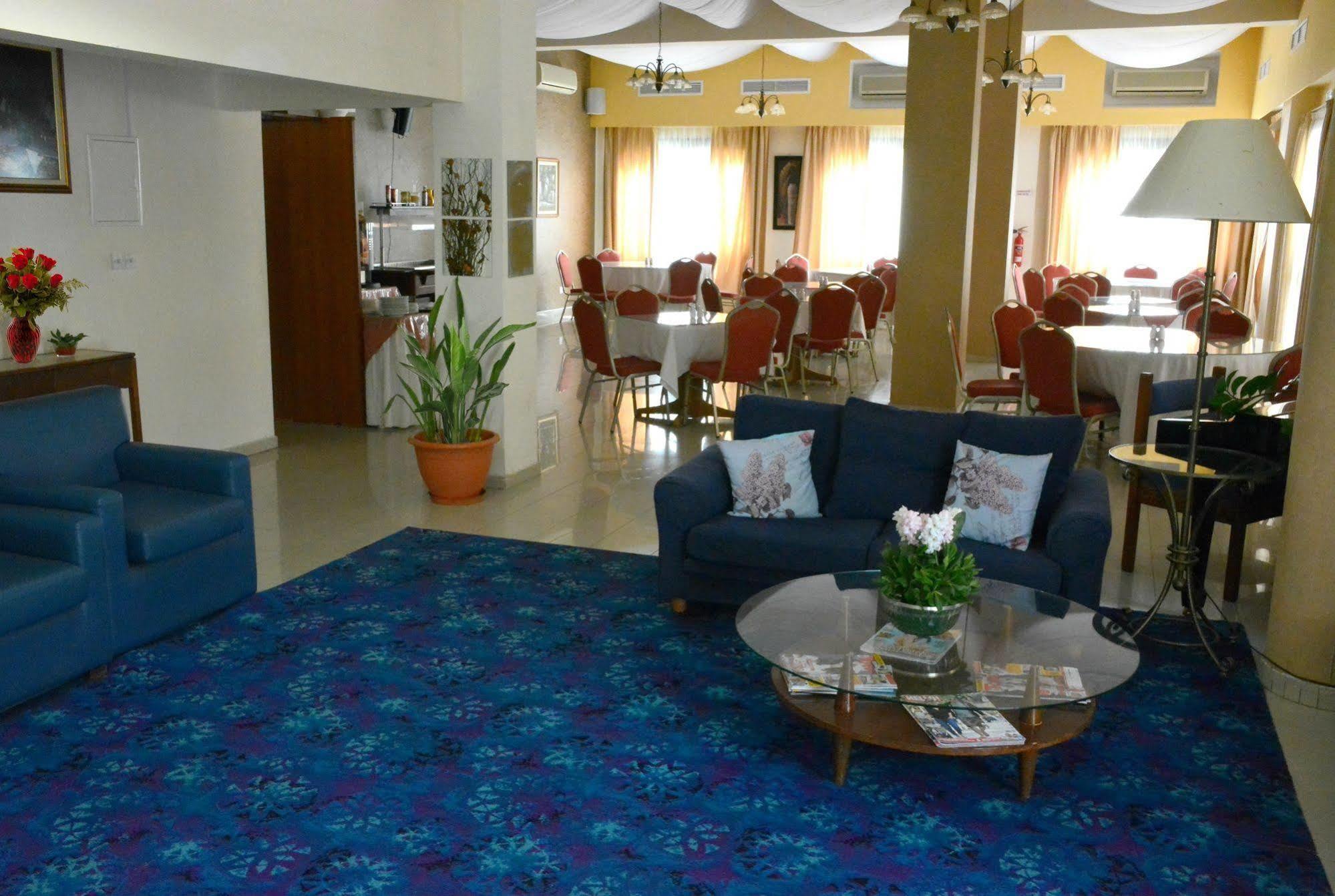 Crown Inn Hotel Nicosia Exterior photo